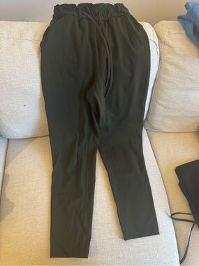 Lululemon Green Women’s Joggers